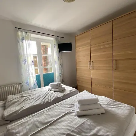 Doppelhaushaelfte Strandhus *