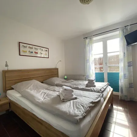 Doppelhaushaelfte Strandhus *
