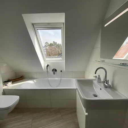 Doppelhaushaelfte Strandhus