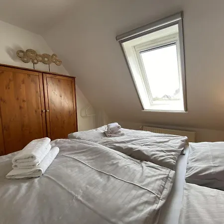 Doppelhaushaelfte Strandhus Holiday home *