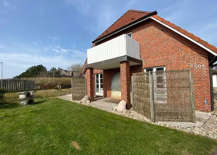 Doppelhaushaelfte Strandhus